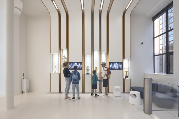 Reid Brewin Architects_FFF_Trophies, © Jérôme Epaillard, Photographer: Jérôme Epaillard Reid Brewin Architects_FFF_Trophies, © Jérôme Epaillard, Photographer: Jérôme Epaillard